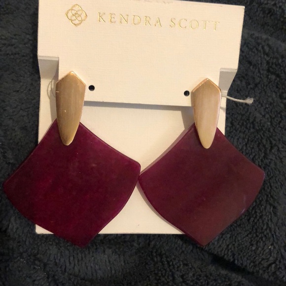 Kendra Scott Jewelry - Kendra Scott Astoria Drop Earrings NWT